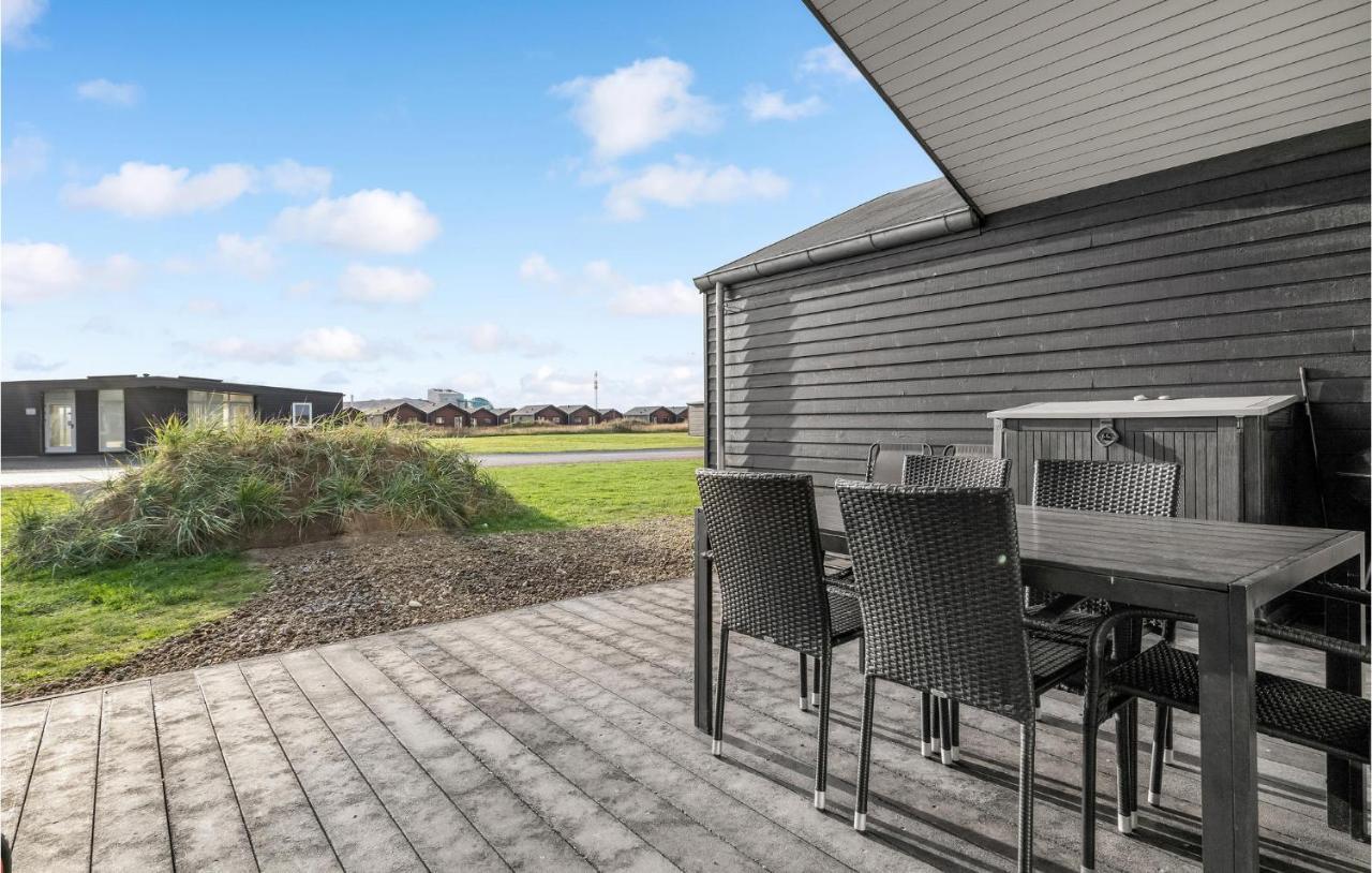 Awesome Home In Ringkobing With Kitchen Søndervig Buitenkant foto