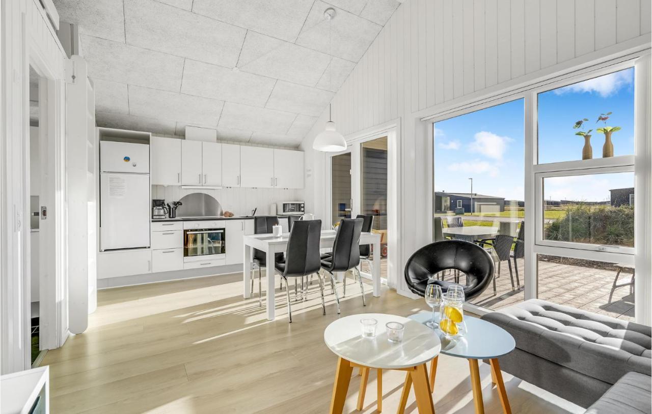 Awesome Home In Ringkobing With Kitchen Søndervig Buitenkant foto